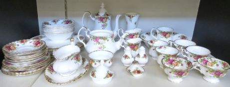 A quantity of Royal Albert Old County Roses dinner and tea ware, six place setting,