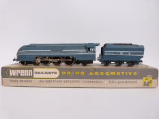 Wrenn 00/H0 gauge LMS 4-6-2 Queen Elizabeth locomotive in blue livery W2301,