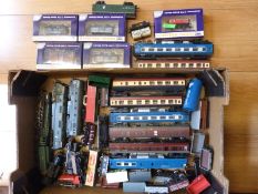 Thirty-seven Bachmann, Hornby, Dapol and similar 00 gauge locomotives,