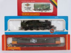 Three Hornby and Airfix 00 gauge locomotives CO-CO Class 58 diesel Railfreight 58007 R250,
