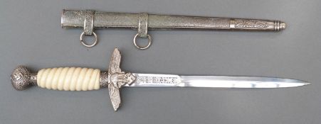 Replica WWII Nazi German Luftwaffe dagger with scabbard,