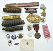 A quantity of militaria to include mother of pearl Notts & Derby brooch,