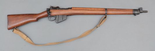 Deactivated Canadian Lee Enfield No4 Mk1 Long Branch .