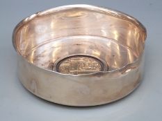 Garrard & Co limited edition 15/500 hallmarked silver coin inset wine coaster commemorating the 300