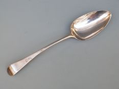 Georgian hallmarked silver serving spoon London 1805 maker William and Peter Bateman, length 20.