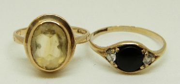 Two 9ct gold rings set with paste, size L, 2.2g, O, 1.
