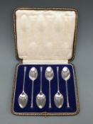 George V hallmarked silver set of seal top teaspoons, Sheffield 1925 maker Robert Pringle & Sons,