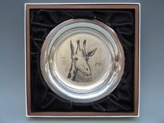 Bernard Buffet hallmarked silver limited edition Giraffe plate, diameter 20cm, 212g,