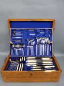 Walker & Hall twelve place setting canteen of cutlery in original fitted wooden case