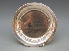 James Wyeth hallmarked silver limited edition Franklin Mint plate 'Riding to the Hunt', diameter 20.