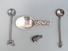 Victorian hallmarked silver caddy spoon with import marks for London 1895, importer David Bridge,