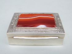 Mid 20thC Portuguese white metal agate topped trinket box with gilt interior,