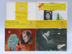 Approximately 60 classical LPs on Deutsche Grammophone