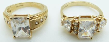 Two 14k gold rings set with cubic zirconia, size K, 3.5g, K, 4.