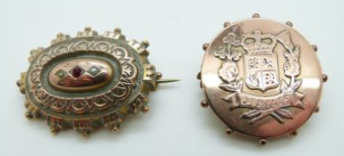 A Victorian 9ct gold brooch marked Jubilee, verso a glass compartment,