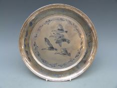 Peter Scott hallmarked silver plate London 1977 makers mark HC, diameter 25.