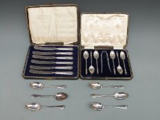 Cased George V hallmarked silver apostle teaspoons and sugar tongs, London 1913, 87g,