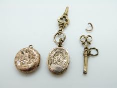 A 9ct gold locket (1.