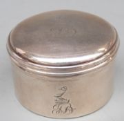A Georgian hallmarked silver trinket pot, London 1799, maker's mark IT, diameter 5cm,