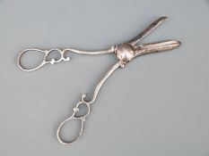 Edward VII pair of hallmarked silver grape scissors, Sheffield 1904, no maker's mark visible,