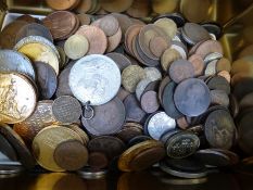 A tin of largely UK coinage and modern medallic coins etc,