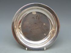 Peter Scott hallmarked silver limited edition 1972 Christmas plate by John Pinches, diameter 20.