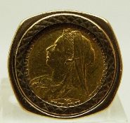 A 1901 gold half sovereign in a 9ct gold ring mount with pierced shoulders, size U, 10.