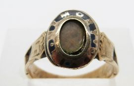 A yellow metal Victorian mourning ring engraved 1864, size J, 2.