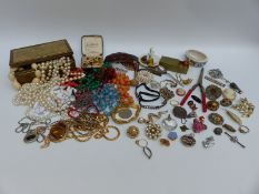 A collection of jewellery including darts brooch, enamel brooch, silver pendant, silver bracelet,