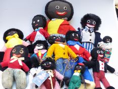 Quantity of golly soft toys including Jakas,