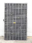 Collapsible dog cage made by Doghealth