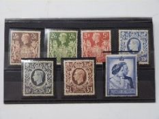 GB 1948 £1 silver wedding mint 1939-48 set,
