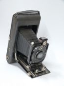 Compur large folding camera with Zeiss Tessar 1:4.