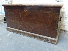 A 19thC stained pine trunk W90 x D45 x H49cm