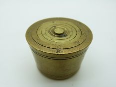 A set of 4oz downwards troy brass cup weights