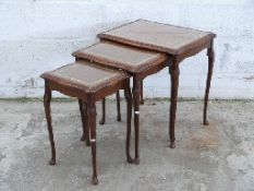 Nest of tables,