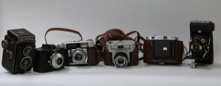 Rolleicord TLR camera and various further folding and other collectable cameras including Zeiss and