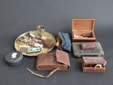 An 1819 crown in silver brooch mount, a silver mounted cheroot holder, wooden boxes, buttons,