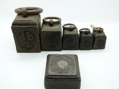 Run of cast iron weights 7lb down to 1lb,