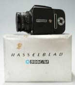 Hasselblad 500 C/M medium format camera Carl Zeiss Planar 1:2.