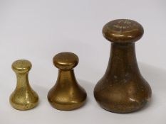 Run of three Avery bell weights 7lb,