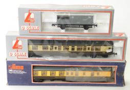 Three Lima 0 gauge GWR coaches and vans,