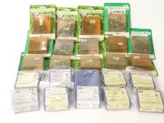 Twenty-three Hinchcliffe Models and Calder Craft Lire cast white metal figures and figure sets,