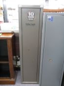 Infac gun safe / cabinet H140 x W35 x D25cm