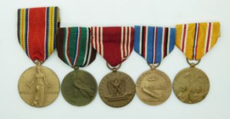 A group of five WWII American medals including European, African,