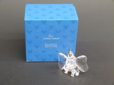 Crystal World Disney Showcase Collection Dumbo and Timothy, 8.