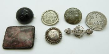 Georgian 1821 crown, agate brooches, Victorian jet brooch, Victorian sweetheart brooch,