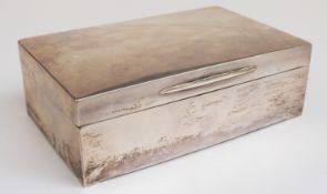 Goldsmiths & Silversmiths Co Ltd hallmarked silver cigarette box, marks rubbed,