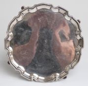 George V Selfridge & Co hallmarked silver footed salver with piecrust edge, Birmingham 1934,