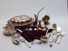 Quantity of silver plate to include Walker & Hall entree dish, opium pipe,